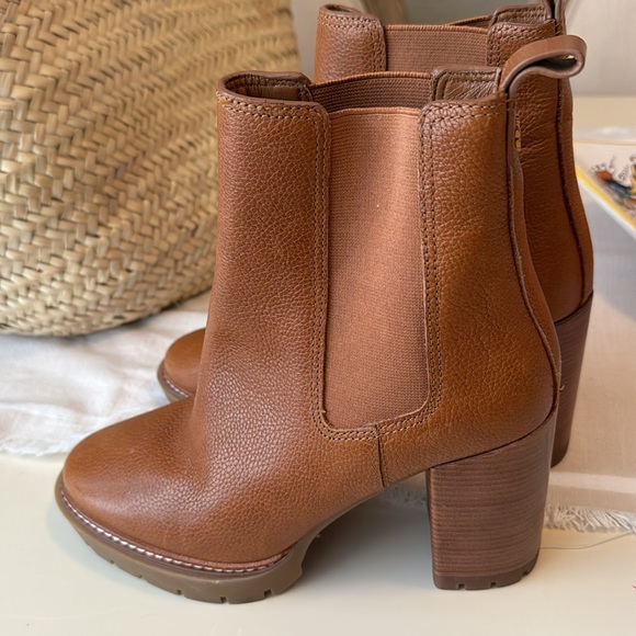 Tory Burch Lug 70 mm Bootie - Picture 3 of 11